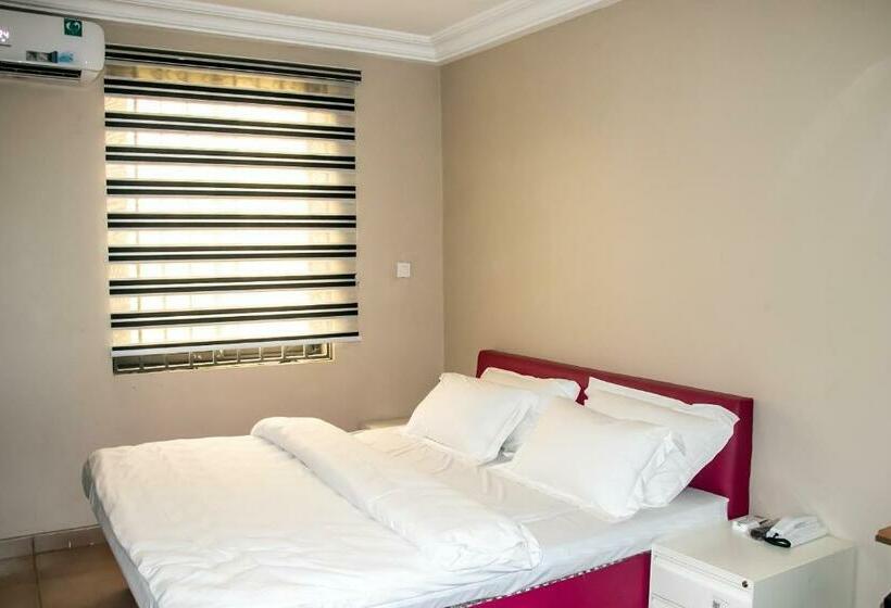 غرفة ديلوكس, The Grange Hotel Ghana