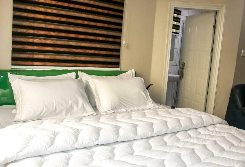 غرفة ديلوكس, The Grange Hotel Ghana