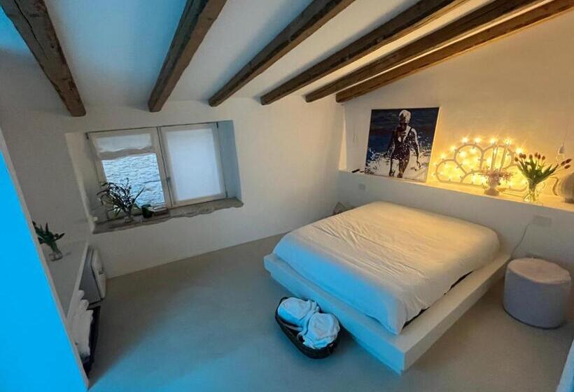 חדר סטנדרט עם ג'קוזי, Hydria Guest House Art Gallery