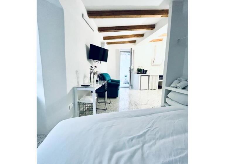 חדר סטנדרט עם טרסה, Hydria Guest House Art Gallery