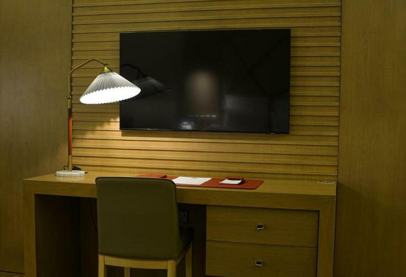 Habitació Superior Llit King, Redwaves Hotel فندق ريدويفز