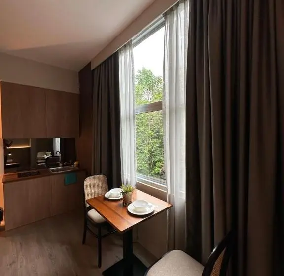 デラックスルーム, Roxy Hotel Aiman