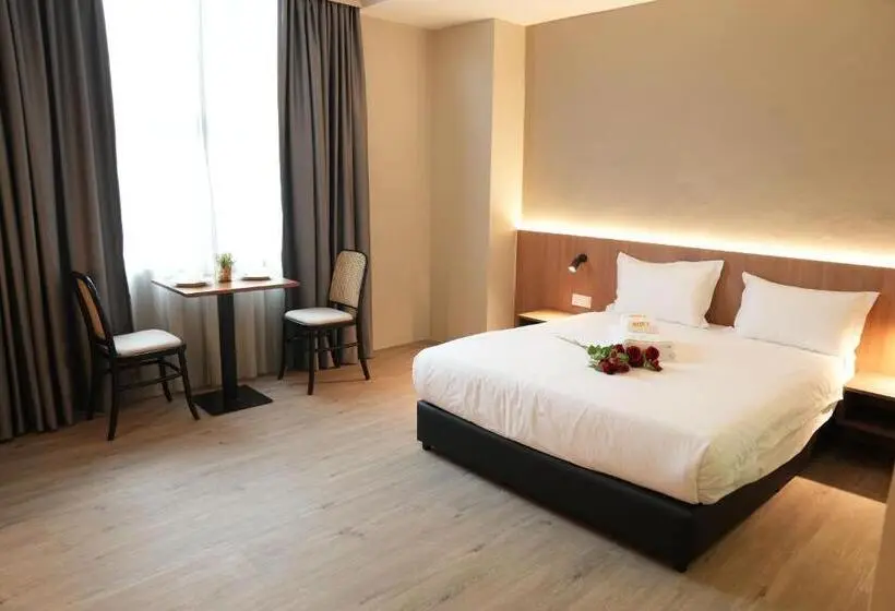 デラックスルーム, Roxy Hotel Aiman