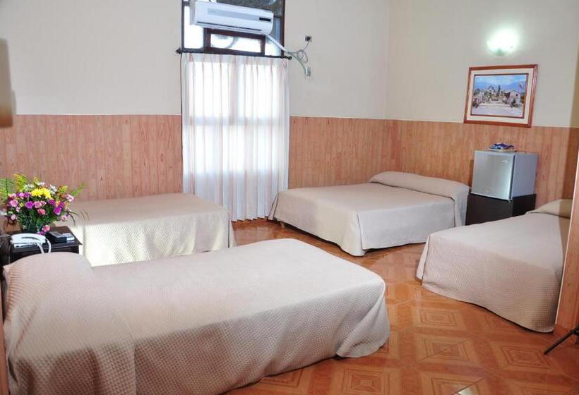 スタンダード４人部屋, Bahia Blanca