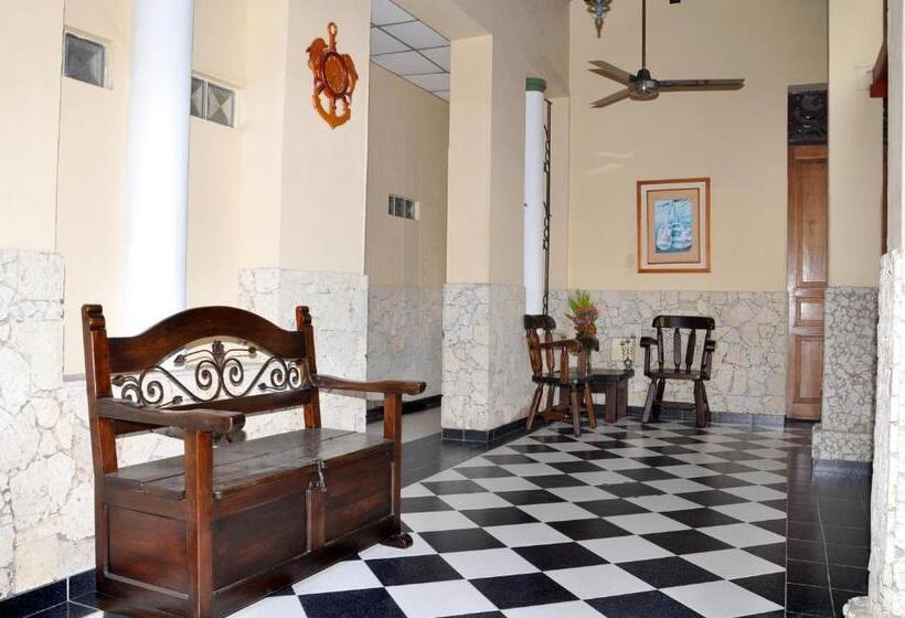 חדר סטנדרט לארבעה, Bahia Blanca