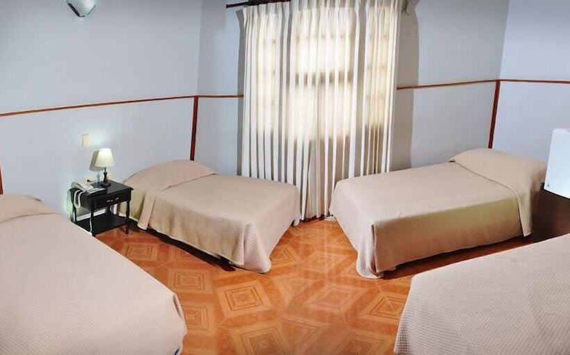 غرفة قياسية رباعية, Bahia Blanca