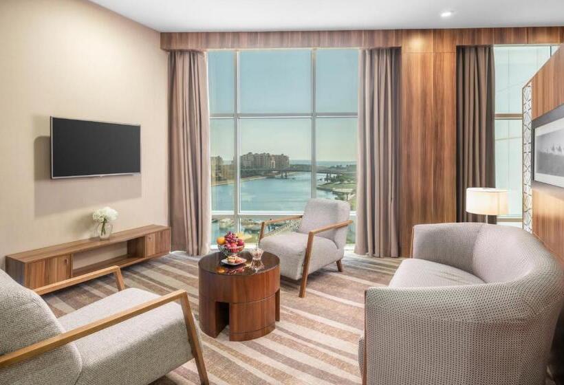 Suite Executiva com Vistas, Bay La Sun Hotel And Marina   Emaar King Abdullah Economic City