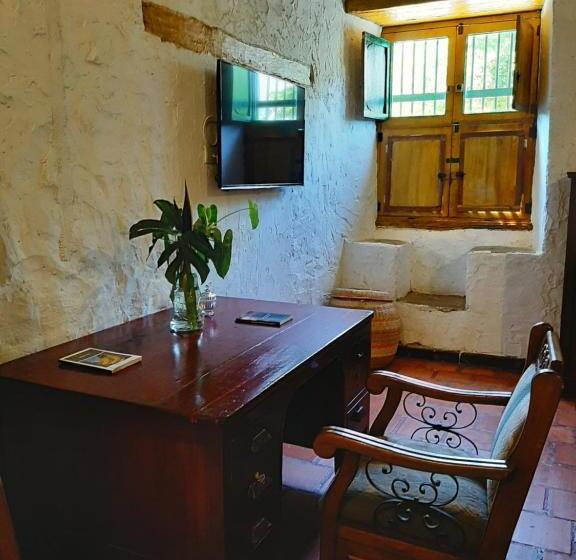 غرفة ديلوكس سرير كينج, Boutique Casa De Los Santos Reyes Valledupar