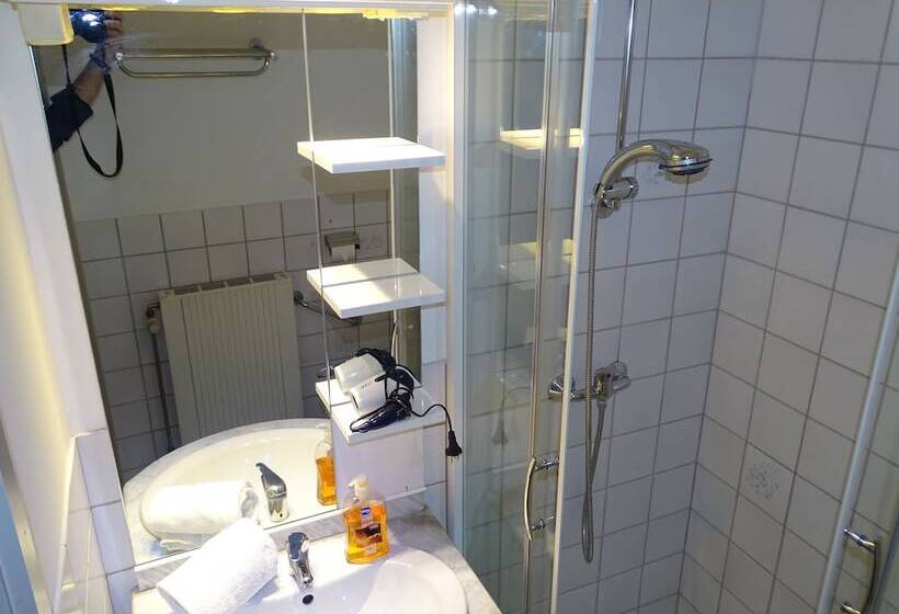 Standard Studio, Budget Flats Brussels