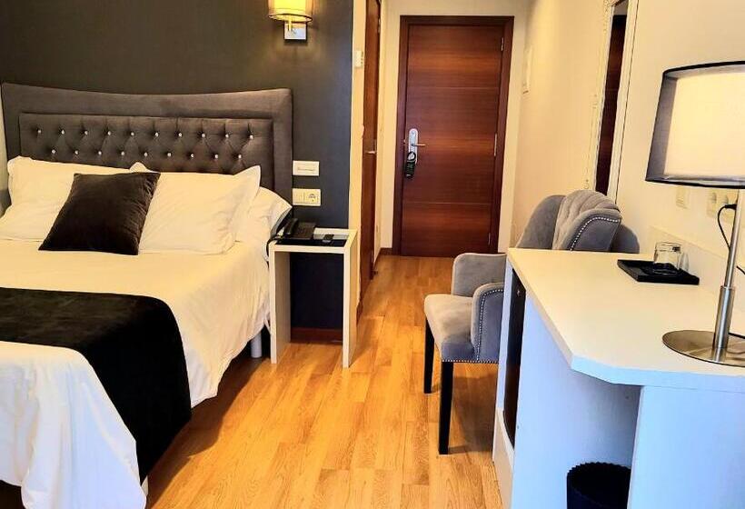 スタンダードシングルルーム, Capitol Boutique