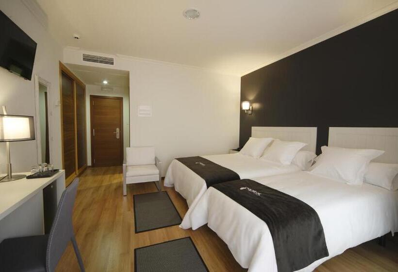 スタンダードトリプルルーム, Capitol Boutique