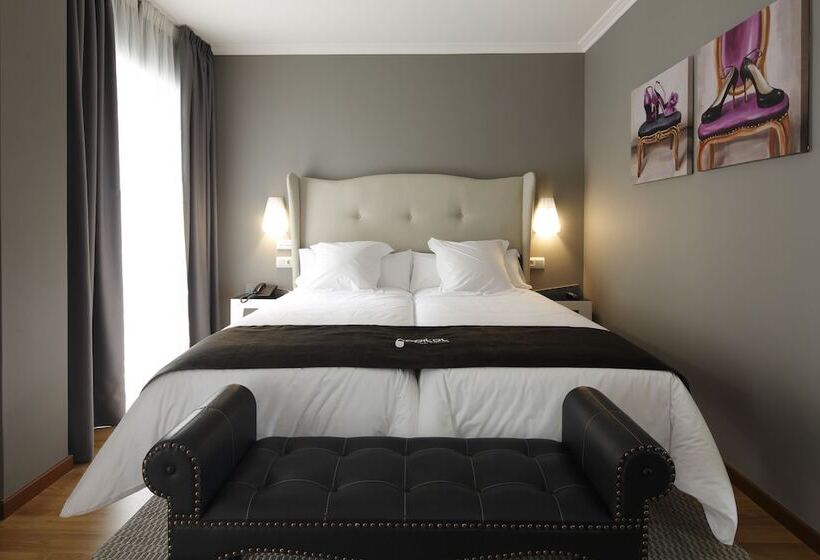 スタンダードルーム, Capitol Boutique