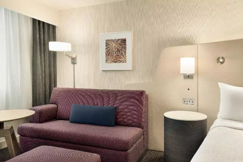 デラックスルーム, Hilton Urumqi