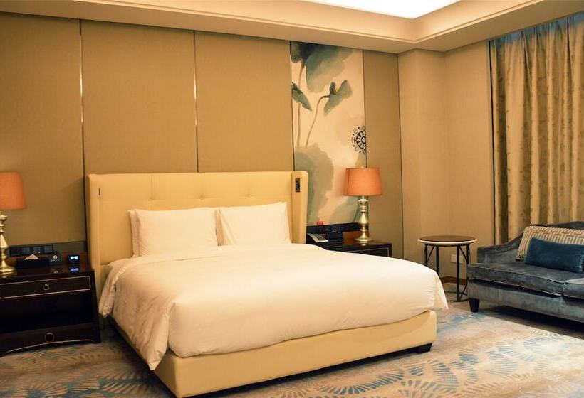 이그제큐티브 룸, Hilton Urumqi