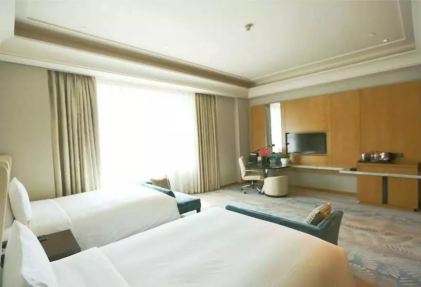 エクゼクティブルーム, Hilton Urumqi