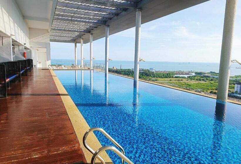 Büyük Çift Kişilik Yataklı Delüks Oda, Noble Resort Melaka