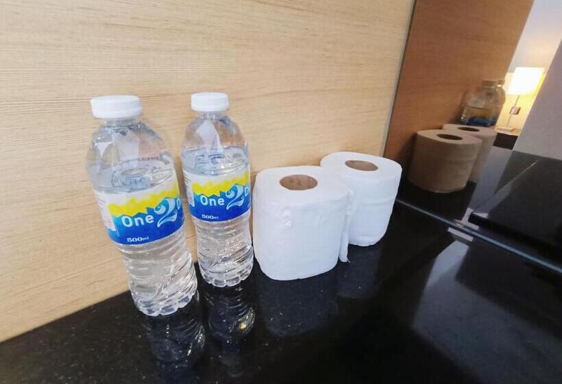 Büyük Çift Kişilik Yataklı Delüks Oda, Noble Resort Melaka