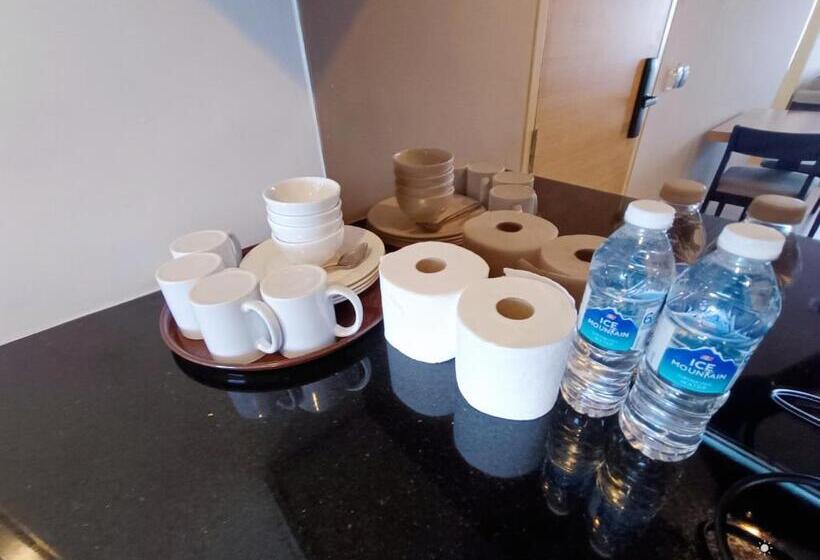 سوئیت با وان آب گرم, Noble Resort Melaka