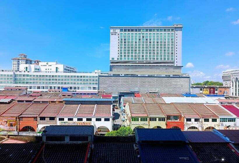 Delüks Süit, Noble Resort Melaka