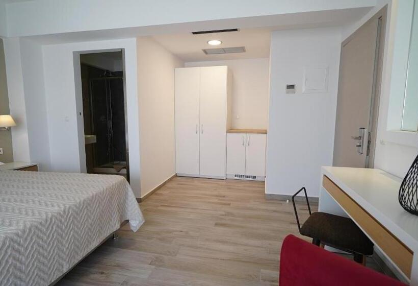 标准间, Olympus Thalassea