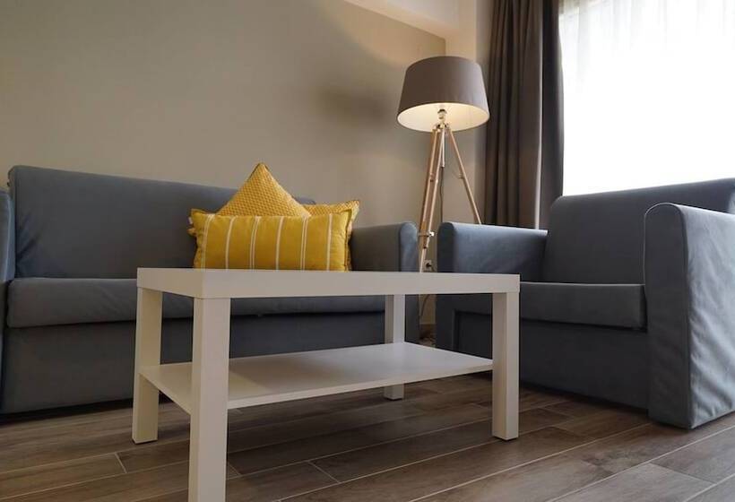 套房, Olympus Thalassea