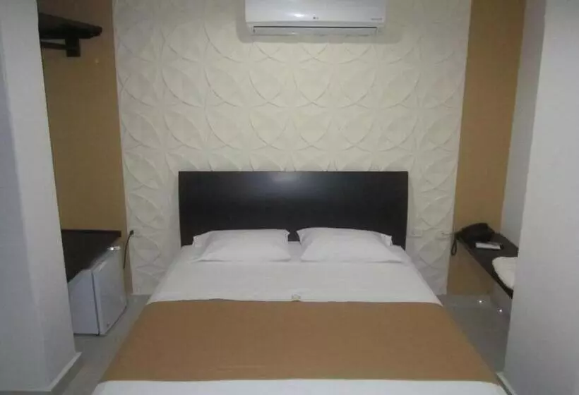 デラックスルーム, Panama