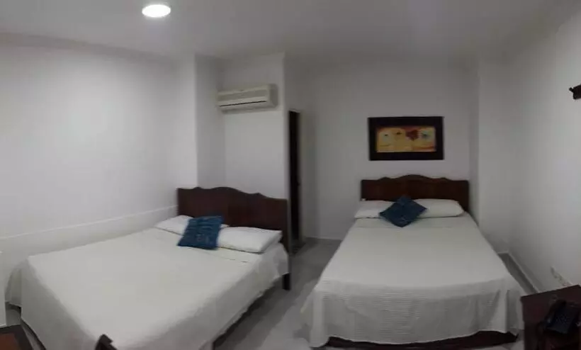 ベーシックルーム, Panama