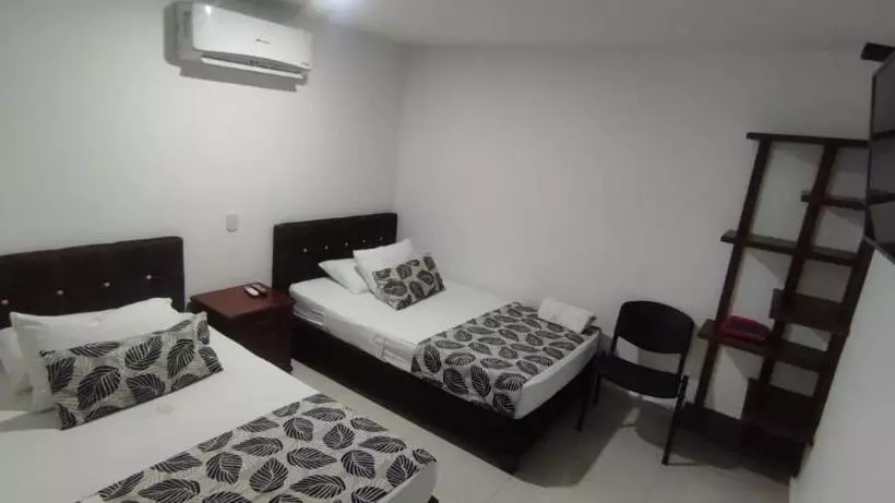 ベーシックルーム, Panama
