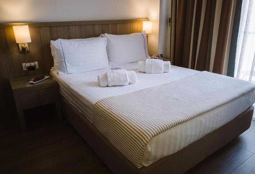 スタンダードシングルルーム, Piraeus Port