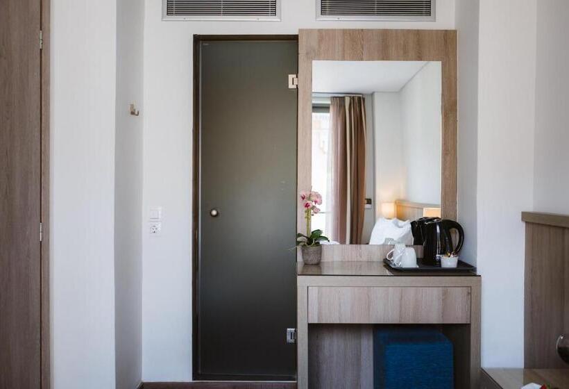 スタンダードシングルルーム, Piraeus Port