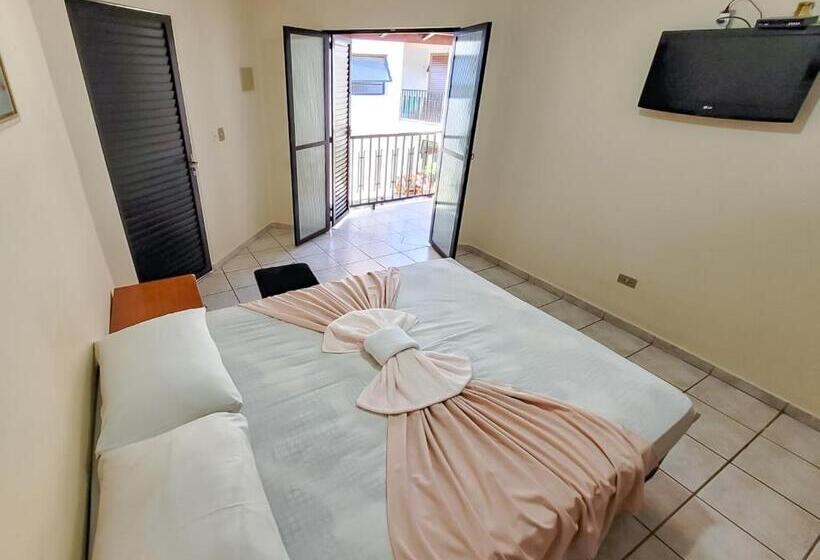 발코니가 있는 4인용 스탠다드 룸, Pousada D'ibiza