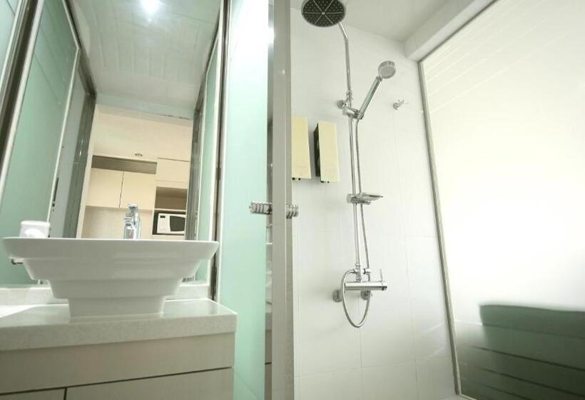 Camera Deluxe, Residence Mumum