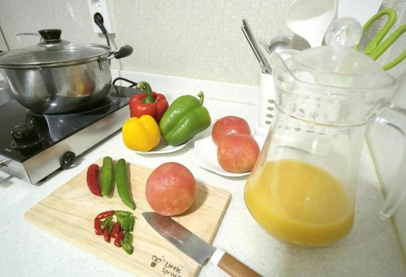 Camera Deluxe, Residence Mumum