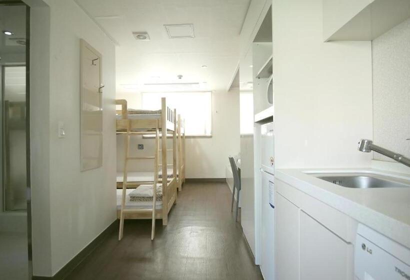 Camera Familiare, Residence Mumum