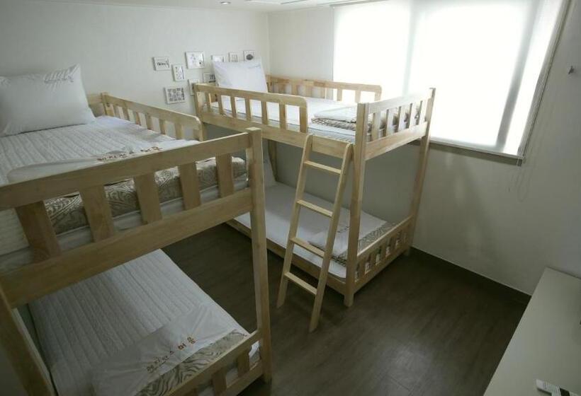 Camera Familiare, Residence Mumum