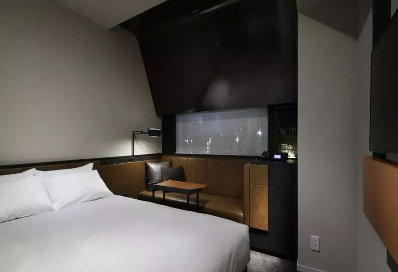 Economy Room