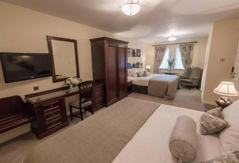 Трехместный Номер Superior, Tullyglass House