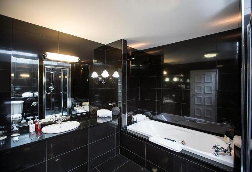 스위트, Tullyglass House