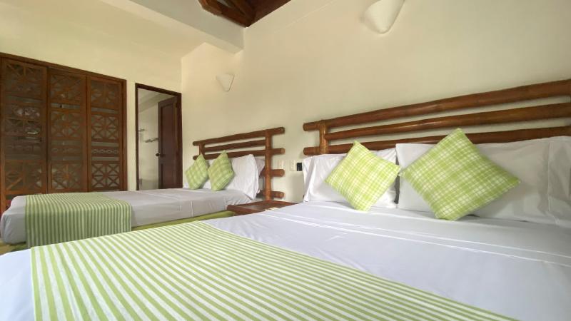 غرفة قياسية ثلاثية, On Vacation Girardot Resort