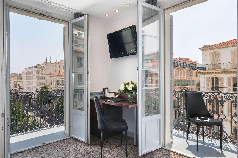 غرفة قياسية ثلاثية, On Vacation Girardot Resort