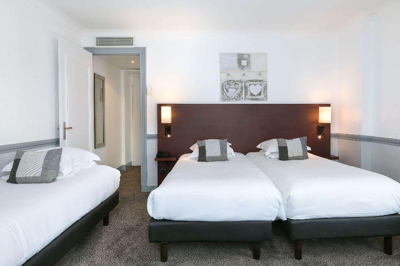 غرفة قياسية ثلاثية, On Vacation Girardot Resort