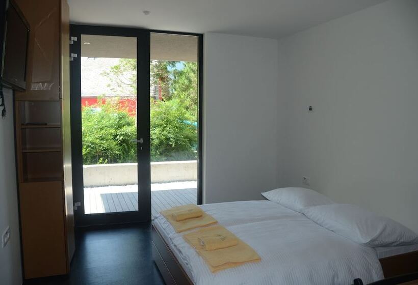 اتاق استاندارد, Sanje Ob Soči /