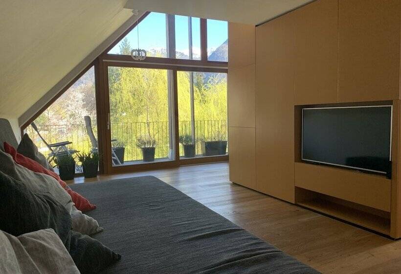 1 Bedroom Penthouse Apartment, Sanje Ob Soči /