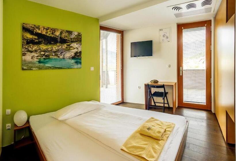 اتاق استاندارد یک نفره, Sanje Ob Soči /