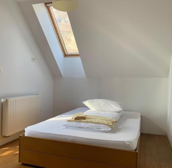 1 Bedroom Penthouse Apartment, Sanje Ob Soči /