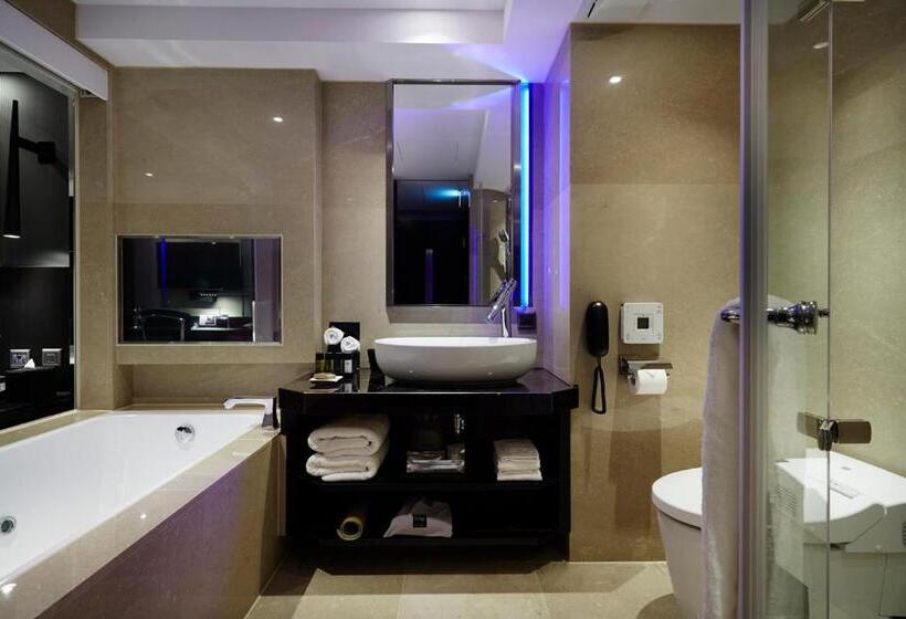 استودیوی استاندارد, The Tango Hotel Taipei Fuhsing