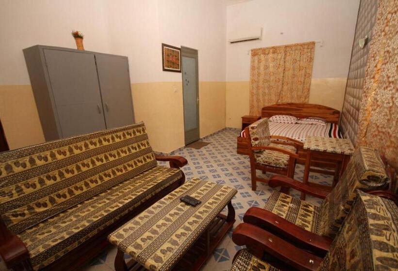 آپارتمان 1 خوابه, Amy S