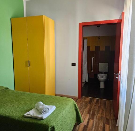 חדר סטנדרט יחיד, Arcadia