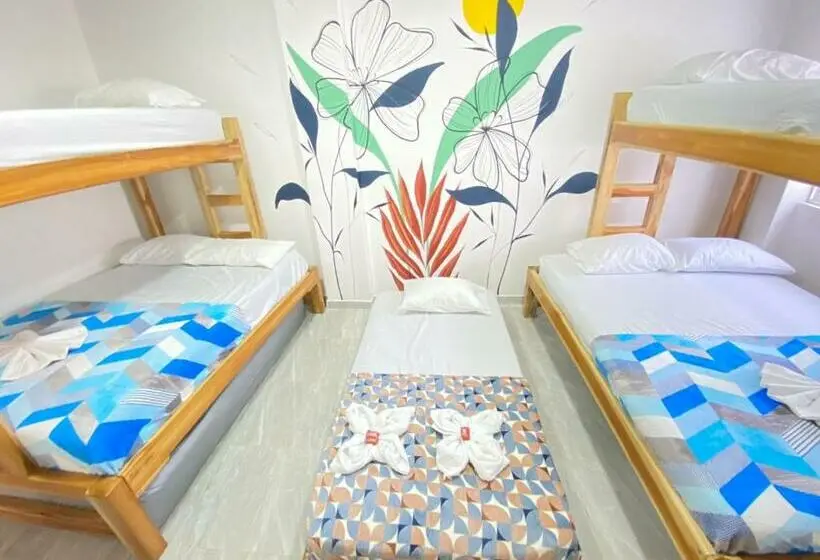 Perhehuone, Hostal Las Flores
