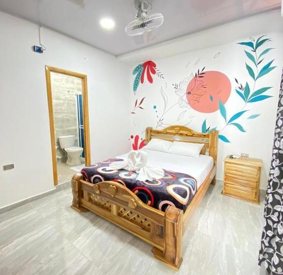 スタンダードルーム, Hostal Las Flores